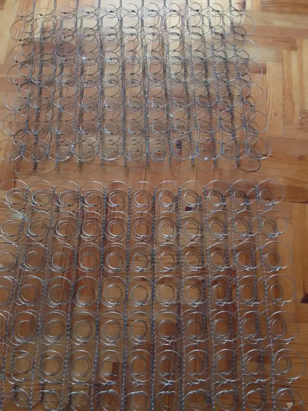 Блоки пружинные 82х62х9 см  2 штуки б/у