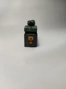 Памятник танку Т-34 у Дома офицеров в Минске.