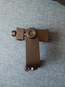 Крепление на грудь для телефона