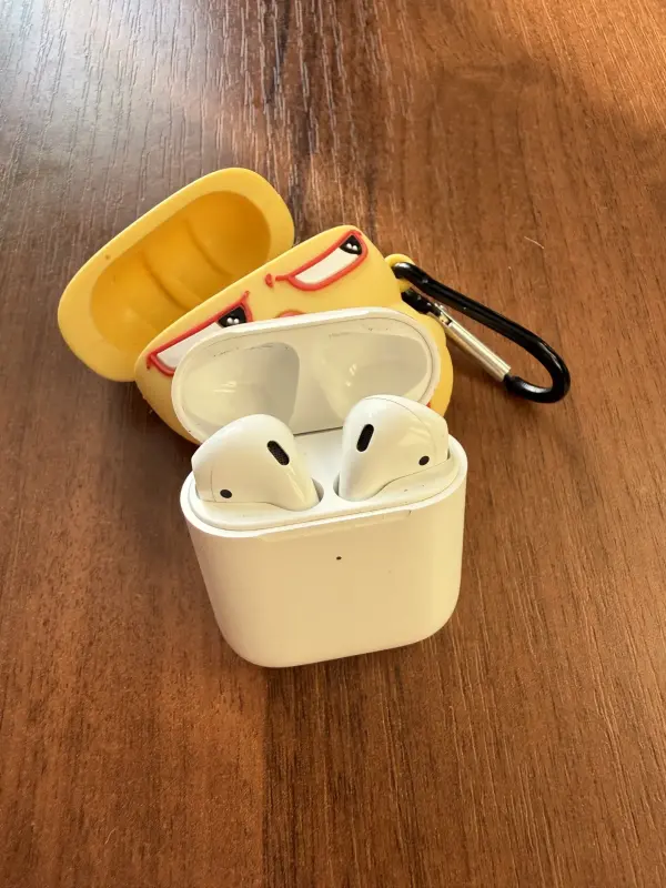 Наушники Apple AirPods 2
