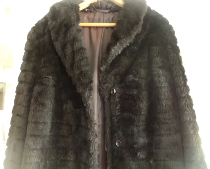 Женская верхняя одежда - Пальто демисезонное, б/у, р.52-54 - Вся Беларусь - Фото 4 Пальто демисезонное, б/у, р.52-54 - Вся Беларусь - 232249 - Доска объявлений Kupika.by - Фото 4