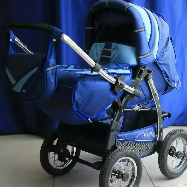 Детская коляска