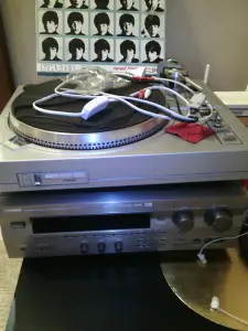 Продам винтажный классический ауди-видео домашний кинотеатр в Минске.