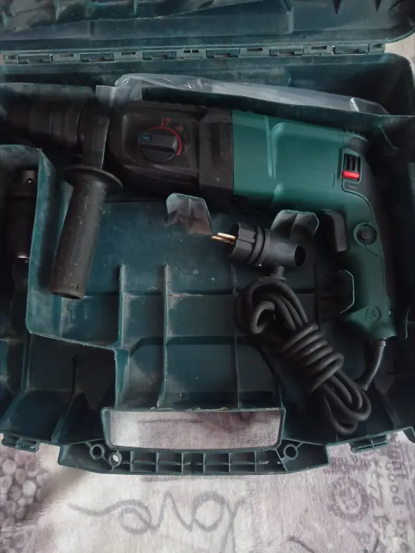 Перфоратор BOSH 2-26 dfr