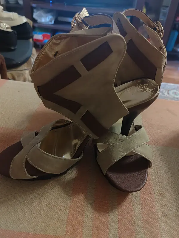 Женская обувь БУ и новая - Босоножки - Вся Беларусь - Фото 4 Босоножки - Вся Беларусь - 235206 - Доска объявлений Kupika.by - Фото 4