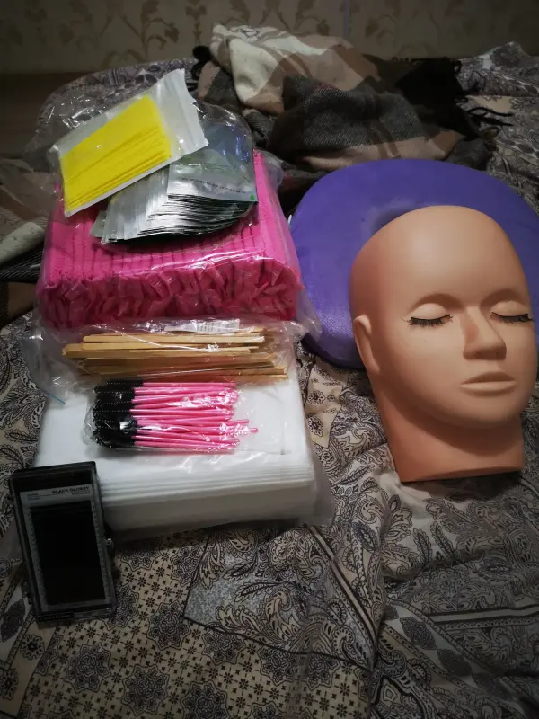 Материалы наращивания ресниц