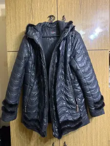 Куртка с отделкой из меха норки, размер 56