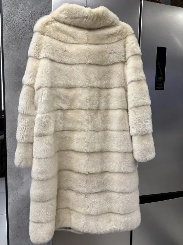 Шуба норковая SAGA MINK, Греция - Вся Беларусь - 233688 - Доска объявлений Kupika.by - Фото 2