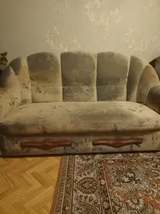 Диван из набора мягкой мебели