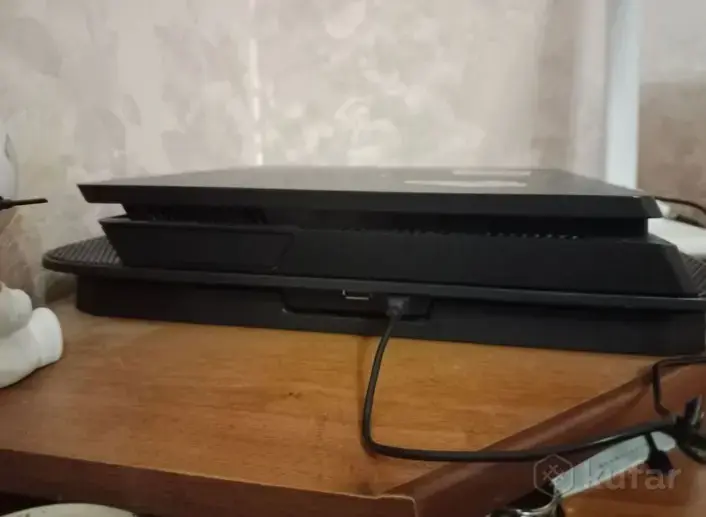 Ps4 slim 1tb и аккаунтыс играми