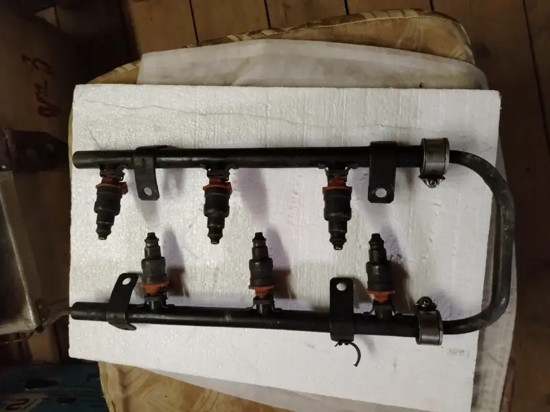 Топливная рампа Крайслер