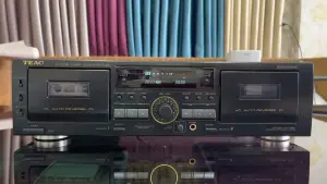 Дека магнитофон-приставка TEAC W-790R