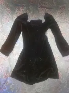 Бархатное платье