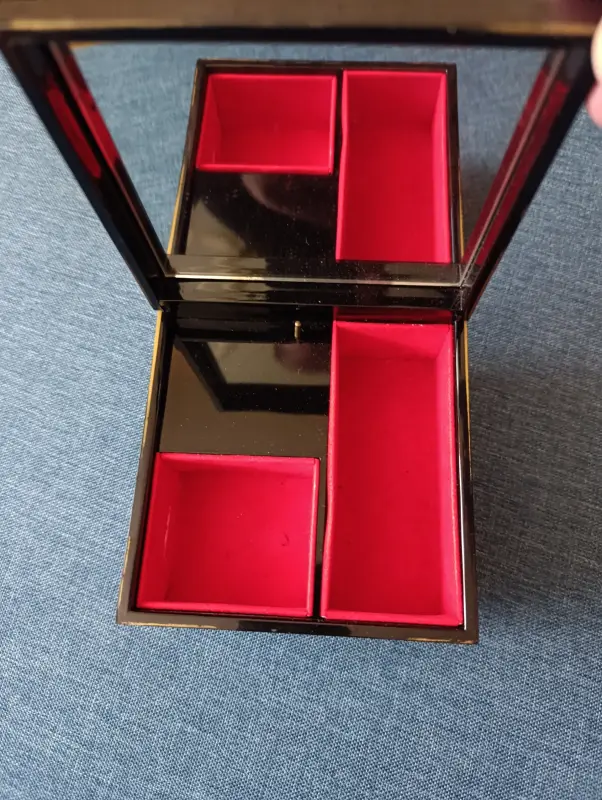 Антиквариат, искусство - Шкатулка японская музыкальная - Вся Беларусь - Фото 3 Шкатулка японская музыкальная - Вся Беларусь - 234077 - Доска объявлений Kupika.by - Фото 3