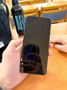 Телефон POCO C65