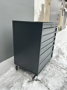 Инструментальная тележка. Новые!!!