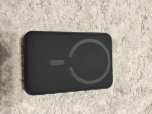 Внешний аккумулятор магнитный беспроводной Baseus EnerFill FM11