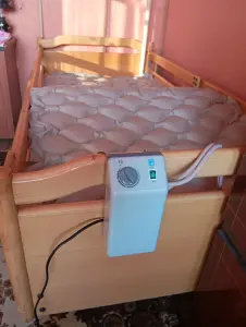 Кровать с электроподьемником