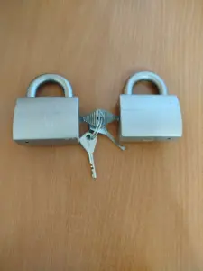 Продам замки (замок) навесной (автомат)