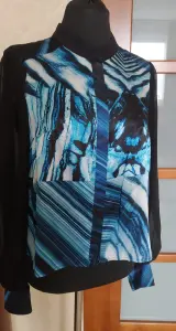 Женская блузка