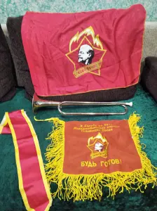 Горн пионерский СССР вымпел флаг