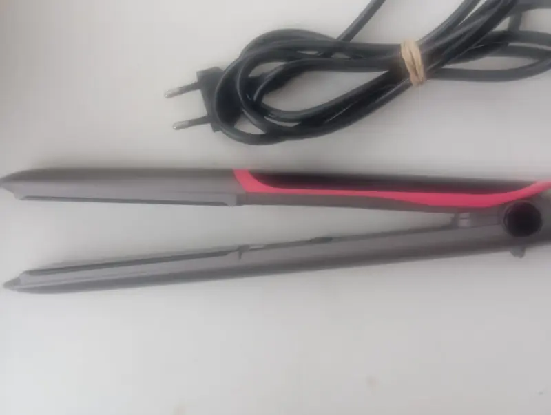 Утюжок для волос