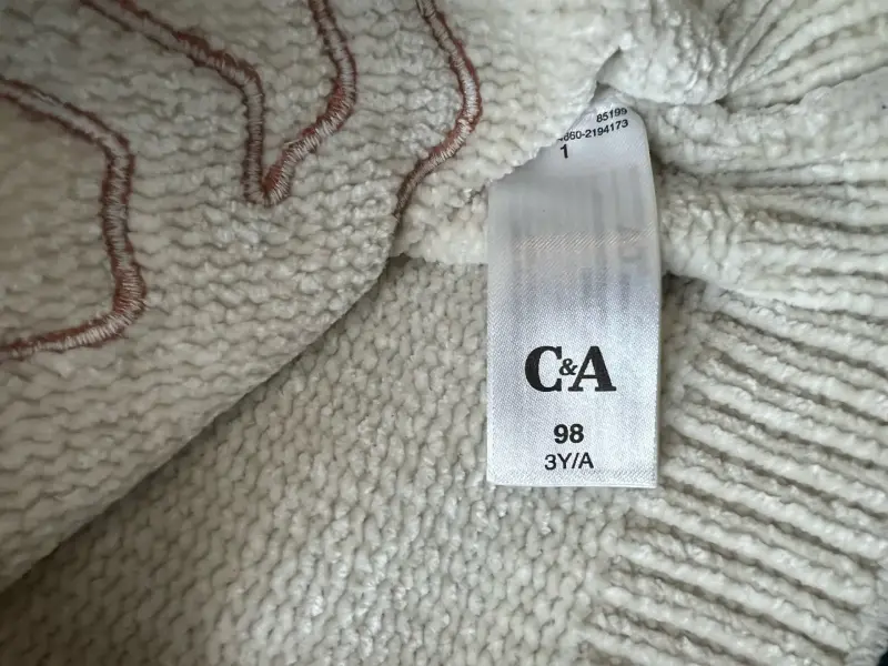 Одежда для девочек - Утеплённые джинсы и свитер - Вся Беларусь - Фото 6 Утеплённые джинсы и свитер - Вся Беларусь - 238289 - Доска объявлений Kupika.by - Фото 6