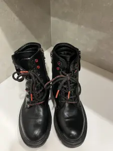 Ботинки демисезонные