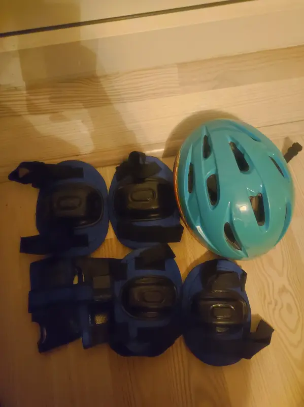 Набор из 7 предметов детского защитного снаряжения