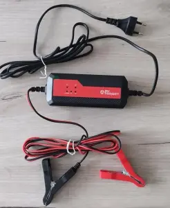 Автомобильное зарядное устройство MyPROJECT (Германия)