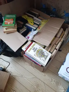 Книги. Разные 2 коробки.