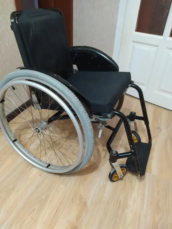 Инвалидная коляска активного типа Германии