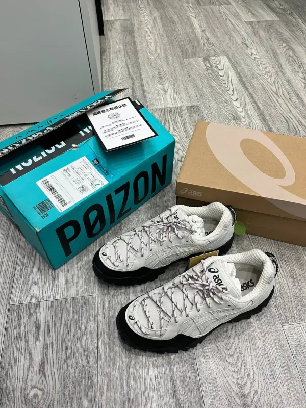 Кроссовки ASICS GEL-PICKAX