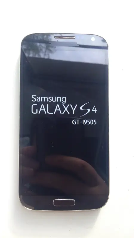 Samsung s4 смартфон