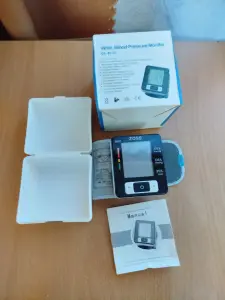 Продам тонометр автоматический на запястье
