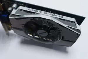 Видеокарта  Gigabyte GeForce GT 220 1024MB DDR3