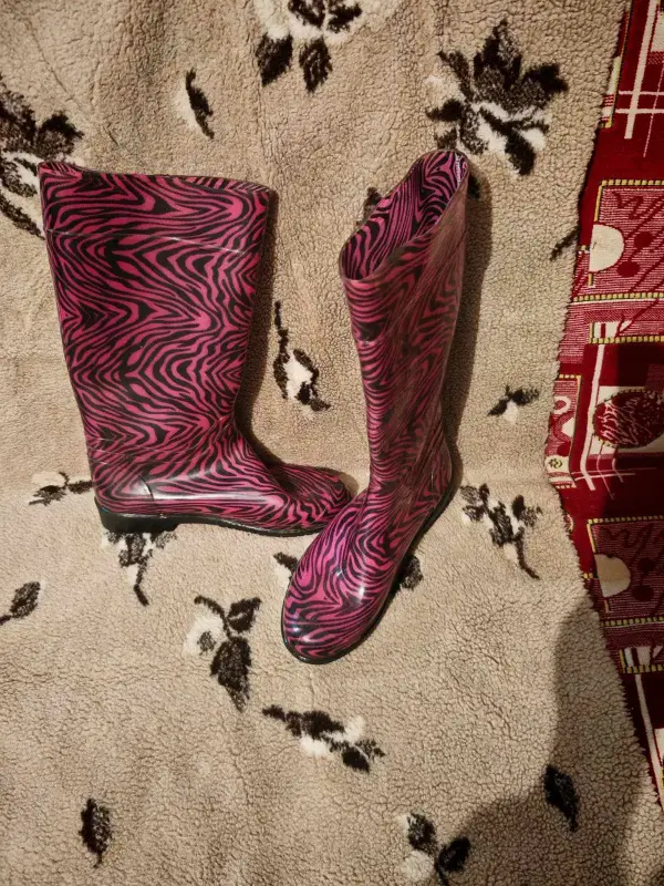 Непромокаемая обувь, новая