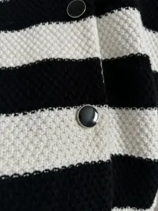 Кардиган Ostin s/m в стиле шанель