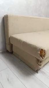 Диван-книга, тахта