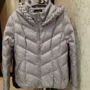 Пуховик женский