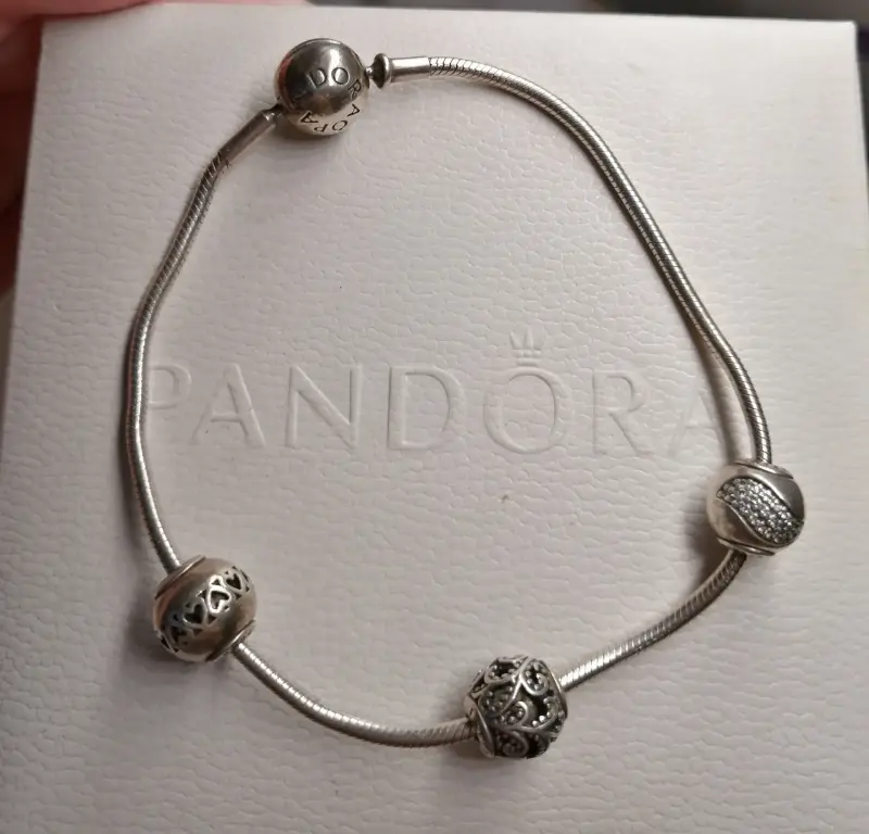 Браслет Pandora + 3 шарма. Оригинал - Вся Беларусь - 237658 - Доска объявлений Kupika.by - Фото 2