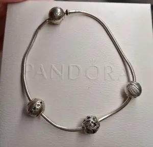 Браслет Pandora + 3 шарма. Оригинал