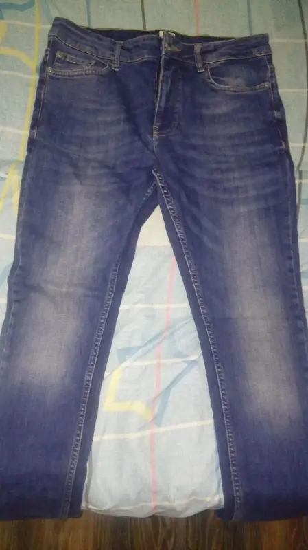 Джинсы