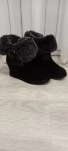 Зимние замшевые полусапожки