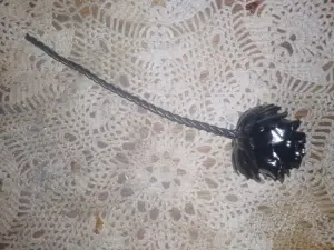 Роза кованая