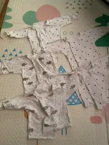 Лот детских вещей