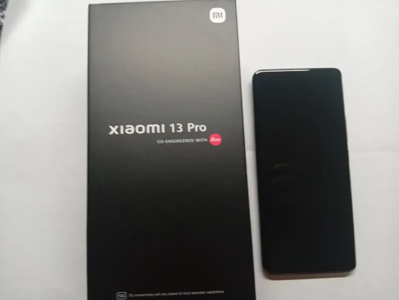 Смартфон Xiaomi 13 Pro 12GB/512GB глобал версия