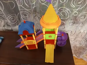 Игрушки, пластик, дерево