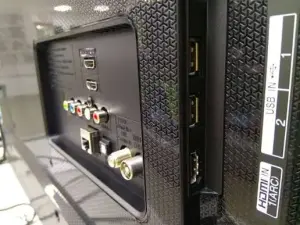 Телевизор LG WebOS TV LJ622V в отличном состоянии