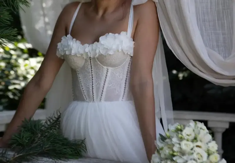Свадебное платье